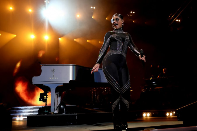 Alicia Keys at Viejas Arena