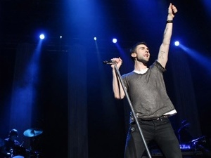 Maroon 5, Magic! & Rozzi Crane at Viejas Arena