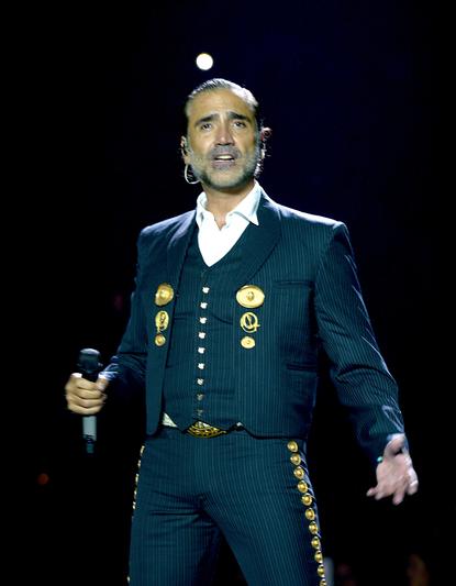 Alejandro Fernandez at Viejas Arena